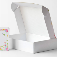 Boîtes rigides cadeau de vêtements magnétiques pliables à rabat magnétique blanc de luxe personnalisé matériaux recyclés avec fermeture à ruban