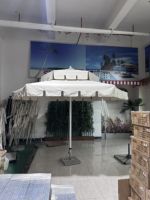 Grand cadre octogonal en aluminium commercial toile pare-soleil pôle central Table extérieure parasols pour Restaurant Polyester