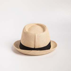 Casquette plate en polyester personnalisée avec logo en relief, idéale pour les événements, les voyages, la plage et les campagnes marketing. - Product Image 4