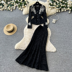 Ensemble <span class=keywords><strong>deux</strong></span> <span class=keywords><strong>pièces</strong></span> chic et élégant pour <span class=keywords><strong>femme</strong></span>, col en V, <span class=keywords><strong>dentelle</strong></span>, perles et broderies, coupe ajustée, collection automne, qualité supérieure - Product Image 1