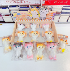 Nuevo Juguete Sensorial Antiestrés y Antiansiedad 2025: Gato Adorable con Manos Levantadas, Juguete Fidget para Niños y Niñas con TDAH y Autismo - Product Image 2