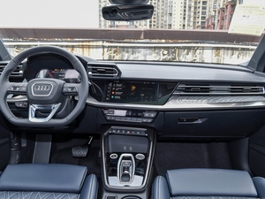 Audi A3 Modèle Sportback 35TFSI Édition Prestige + Pack Luxe Sélection - Product Image 5