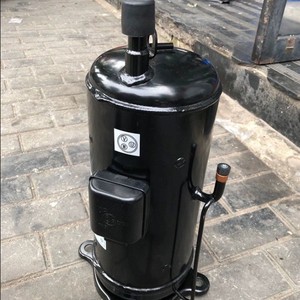 Compresseur frigorifique Hitachi E405AHD-36D2 5,1 kW 48-230 Hz R410A pour climatisation et stockage frigorifique - Product Image 3