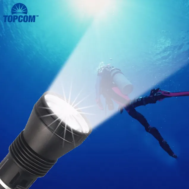 Super brillante, luz led subacuática xhp 70,2, linterna de buceo para hero 8