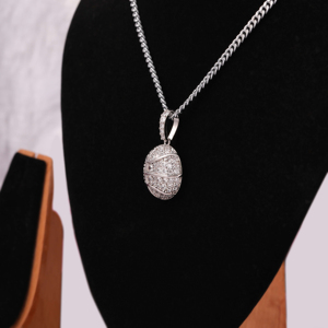 Colgante Estético en Forma de Balón de Voleibol con Diamante Redondo Cultivado en Laboratorio en Oro Sólido de 14 Quilates para Todas las Ocasiones para Hombres y Mujeres - Product Image 3