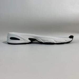 Suela de zapatilla deportiva retro de EVA y TPR al por mayor de fábrica Kezhi, antideslizante, con absorción de impactos, para zapatillas de running, suela de zapato al por mayor - Product Image 5