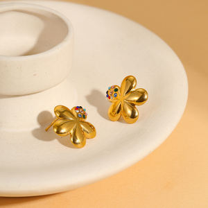 Colorido CZ Stone Cute Flower Stud Pendientes para niñas 18K Chapado en oro Acero inoxidable Joyería de moda para fiesta de uso diario - Product Image 2