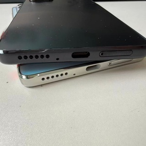 Fornitura all'Ingrosso di Telefoni Cellulari Originali Sbloccati di Alta Qualità, 128GB 6GB RAM, Versione USA, Sistema Android per Motorola Moto Edge <span class=keywords><strong>20</strong></span> - Product Image 5
