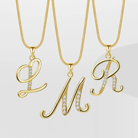 Collier pendentif lettre initiale en cuivre Jeutelis A-Z 26, police spéciale, pierre CZ, chaîne serpent, breloque en cuivre plaqué or 18 carats