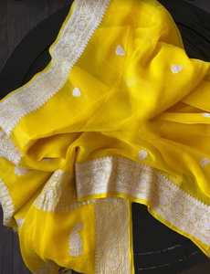 Sari de Chifón Banarasi Puro Premium, Finamente Tejido, con Borde Tradicional de Zari, Caída Suave, con Blusa a Juego Sin Coser, Ideal para Fiestas y el Sol - Product Image 5