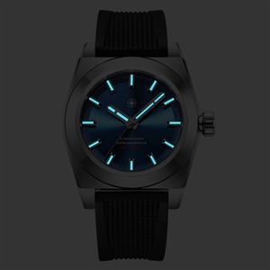 Montre à quartz en titane de qualité pour hommes d'affaires, mouvement SEIKO, bracelet en caoutchouc, cadran à aiguilles, résistance à l'eau 20 BAR, verre saphir - Product Image 1