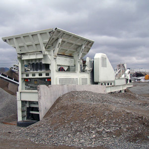 Vente directe usine : Installation mobile de concassage de minerai de fer pour carrière, concasseur à mâchoires facilement déplaçable avec moteur et composants essentiels - Product Image 5