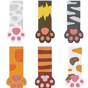 Pintura de Diamantes Pintada a Mano, Gato de Dibujos Animados Rascándose las Plumas, Adorno Navideño 5D, Mejora la Habilidad Práctica - Product Image 1