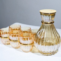 En stock – Meilleure vente classique : Ensemble de carafes à eau colorées 1500 ml – Pichet et verres à boire colorés