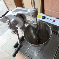 Machine à donuts mochi automatique mini en acier inoxydable populaire en Australie 220v 50hz Craigslist à gaz manuel à louer