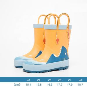Offre Spéciale botte de pluie nouveau Design enfant fille chaussures en caoutchouc dessin animé licorne imperméable en caoutchouc pas cher pluie enfants <span class=keywords><strong>bottes</strong></span> chaussures - Product Image 6