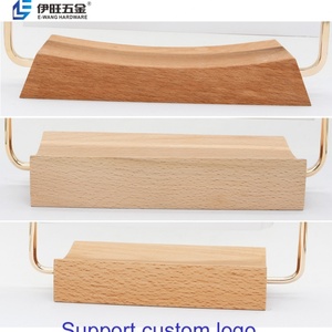 Calendrier de bureau personnalisé avec logo, vente en gros d'usine YIWANG, calendrier de bureau en bois DIY 2024, base en bois - Product Image 4