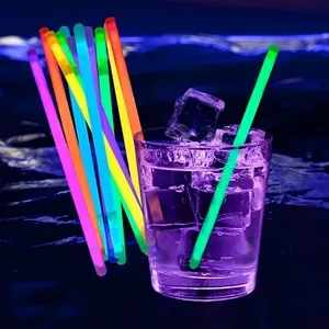 Pajitas LED Personalizadas al por Mayor, Pajitas Fluorescentes que Brillan en la Oscuridad para Bebidas - Product Image 5