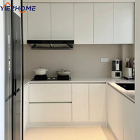 Kleine Küche Full Set Island Tisch Umwelt freundliche moderne Pantry-Schränke Custom Kitchen Design Inklusive Wasserhahn