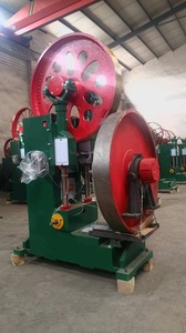 Sega a nastro verticale per la lavorazione del legno sega a nastro per macchine sportive per la lavorazione del legno CNC - Product Image 6