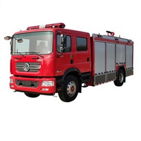 Truk Pemadam Kebakaran Multifungsi Baru 4x2 8000L dengan Busa dan Air untuk Ladang Minyak, Tipe Bahan Bakar Diesel