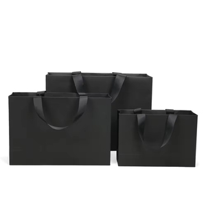Bolsa de Compras Negra Portátil de Papel Kraft, Lista para Enviar, Precio Económico, Proveedor de Yiwu, Fabricantes Chinos - Product Image 3