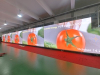 Prix usine P2.6 écran d'affichage à LED de location d'épissure sans couture 500x1000mm ascenseur de publicité de fond de scène géant extérieur