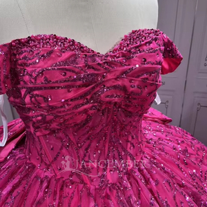 Lsmu163 Elegante Vestido de Quinceañera Fucsia con Corsé, Lentejuelas, Largo hasta el Suelo, Escote Corazón, con Cuentas y Encaje - Product Image 2