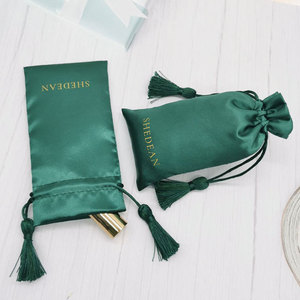 Pochette décorative OEM en satin imitation soie avec cordon de serrage, haut de gamme, pour rangement de lingerie et cadeaux de mariage - Product Image 3