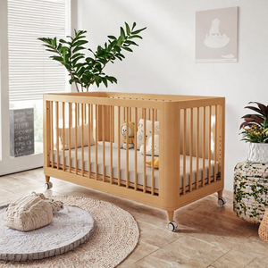 Cuna Moderna Premium de Madera Maciza de Pino para Recién Nacidos y Niños Pequeños, Fácil de Montar - Product Image 3