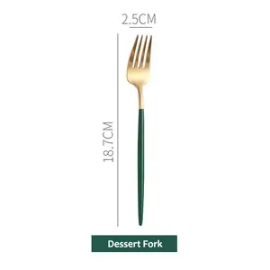 Set di cucchiai da tavola di 304 verde reale in acciaio inossidabile posate per bistecca oro Set di posate di lusso