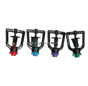 Microirrigatore Rotante a Telaio in Plastica Ecologica per Risparmio Idrico, per Coltivazioni Biologiche, Serre e Tubi dell'Acqua Domestici - Prodotto in Cina - Product Image 3