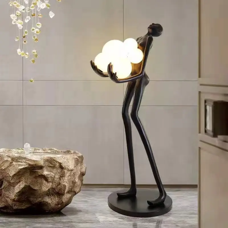 Moderne Menselijk Art Sculptuur Bal Holding Floor Lamp,Hotel Tentoonstellingszaal Creatieve Human Figure Leeuw Ontwerp Vloerlamp