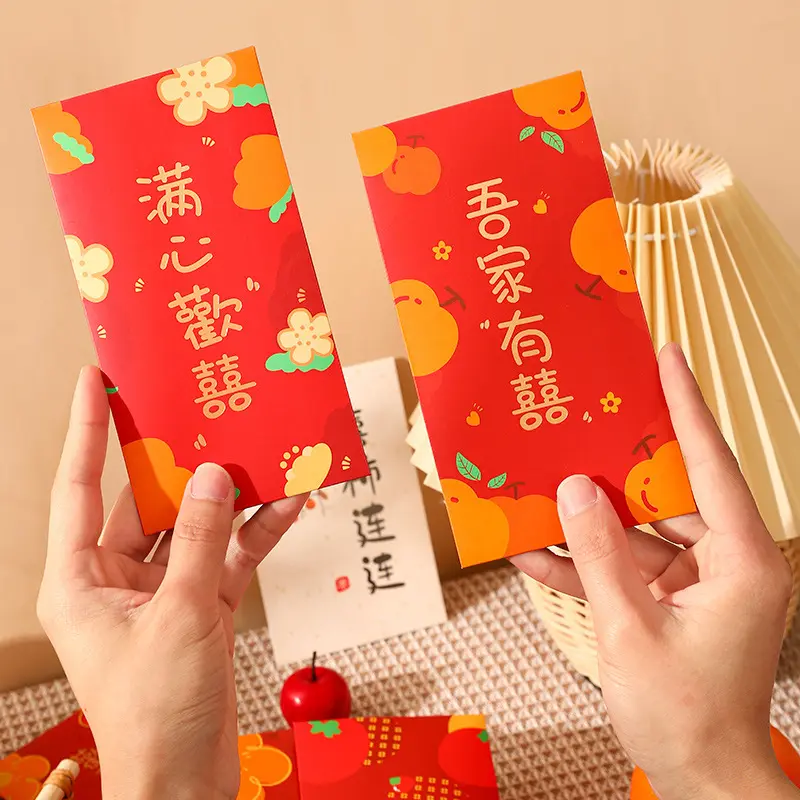 OEM paket merah Tahun Baru Cina amplop kertas kraft kustom amplop merah daur ulang ramah lingkungan Tahun Baru amplop saku merah