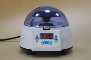 Máquina de Microcentrífuga Profissional 4000RPM para Uso em Laboratório - Product Image 4