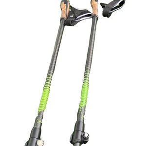 Bâtons <span class=keywords><strong>de</strong></span> <span class=keywords><strong>ski</strong></span> avec sangle <span class=keywords><strong>de</strong></span> poignée, bâtons <span class=keywords><strong>de</strong></span> marche nordiques en carbone, approvisionnement d'usine, Offre Spéciale - Product Image 1