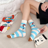 Nouvelles chaussettes en coton peigné, chien de dessin animé, chaussettes mi-mollet pour femmes, chaussettes tendance style scolaire pour femmes, chaussettes tendance