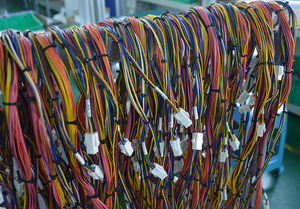 PVC PTFE/ナイロン絶縁ワイヤーハーネスケーブルアセンブリJST 2/4/8ピンファストオンターミナルトラック用オートバイ用途 - Product Image 4