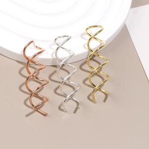 กิ๊บหนีบผมโลหะแบบเรียบง่ายแฟชั่นสีทองเงินแบบหมุนได้สำหรับผู้หญิงขายส่ง - Product Image 1