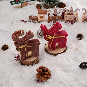 Creative Mini Reindeer Scented <b>Candle</b> - Aromatic Christmas Gift for Festive Ambiance and Holiday Décor - Product Image 4