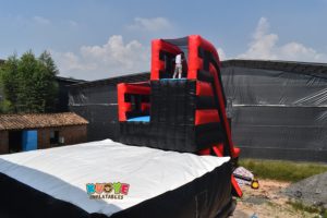 Venta caliente juegos de carnaval al aire libre PVC inflable caída libre doble truco salto con soplador para fiesta renntal y eventos - Product Image 2