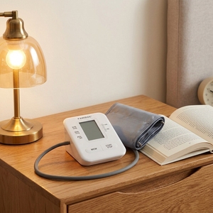 <span class=keywords><strong>Tensiomètre</strong></span> numérique automatique portable Famidoc 2026, nouveau design, pour poignet ou bras, modèle FDBP-A14, certifié CE - Product Image 6