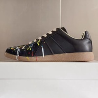 Chaussures de sport légères et respirantes en maille, peintes à la main, style graffiti, design bas, pour la marche décontractée
