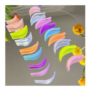 Coussin de levage de cils Mega Lash L Curl avec 8 tailles de bouclier de levage de cils ultra doux sans colle sur les paupières facilitant la permanente/la stratification/les boucles - Product Image 1