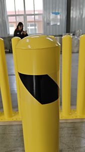 عمود أمان من الفولاذ الأصفر بارتفاع 36 بوصة وقطر 4.5 بوصة من علامة TL، معتمد من CE للاستخدام في مواقف السيارات والطرق - Product Image 3