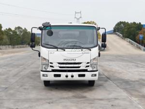 Isuzu Sewage Suction Truck 5.5m³ Tank Diesel Manual Transmission Euro 5 New China Made - Product Image 3