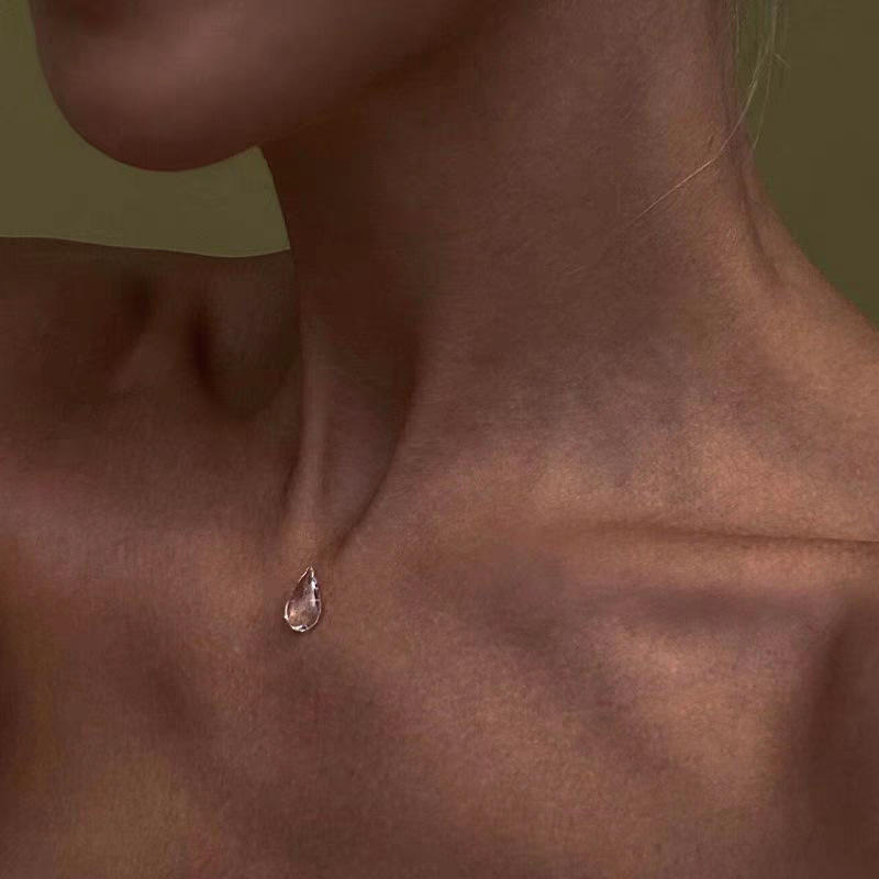 transparent-necklace-3