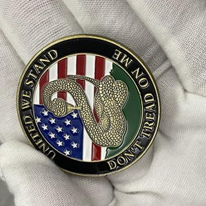 1776 Pièce de serpent américain Ne marchez pas sur moi Liberty Bell JFK Challenge Coin Bronze - Product Image 2