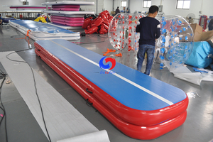 <span class=keywords><strong>Matelas</strong></span> <span class=keywords><strong>gonflable</strong></span> super rebondissant pour la pratique des compétences de cheerleading, piste de tumbling <span class=keywords><strong>gonflable</strong></span>, piste de <span class=keywords><strong>gymnastique</strong></span> pour gymnastes - Product Image 5