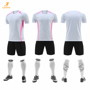 Ensembles de maillots de football personnalisables avec numéros – Maillots d'entraînement pour clubs et équipes nationales – Légers, respirants et à séchage rapide pour l'été - Product Image 4